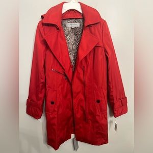 Marc New York Modern Trench Rain Coat Hooded Cherry Red Missing Belt  Medium NWT